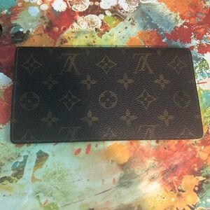 Authentic Louis Vuitton Monogram Bifold. See Callouts in pictures. Sold As Is!